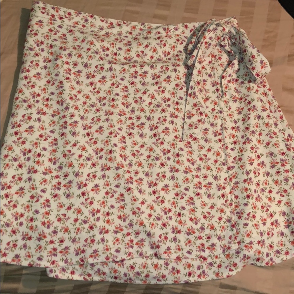 AE wrap skirt